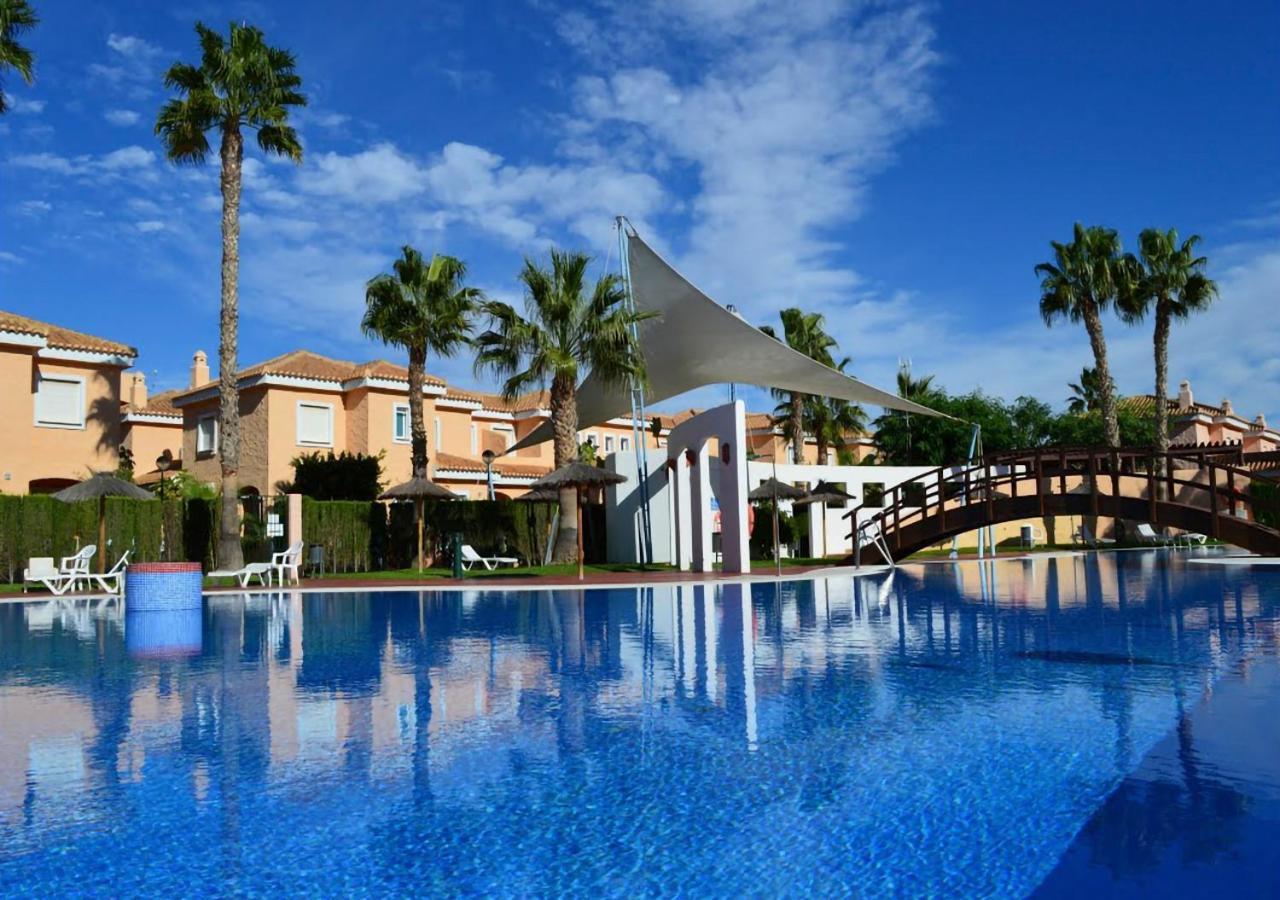 Vistas: Esplendido Atico Con Terraza De 55m2 Apartment